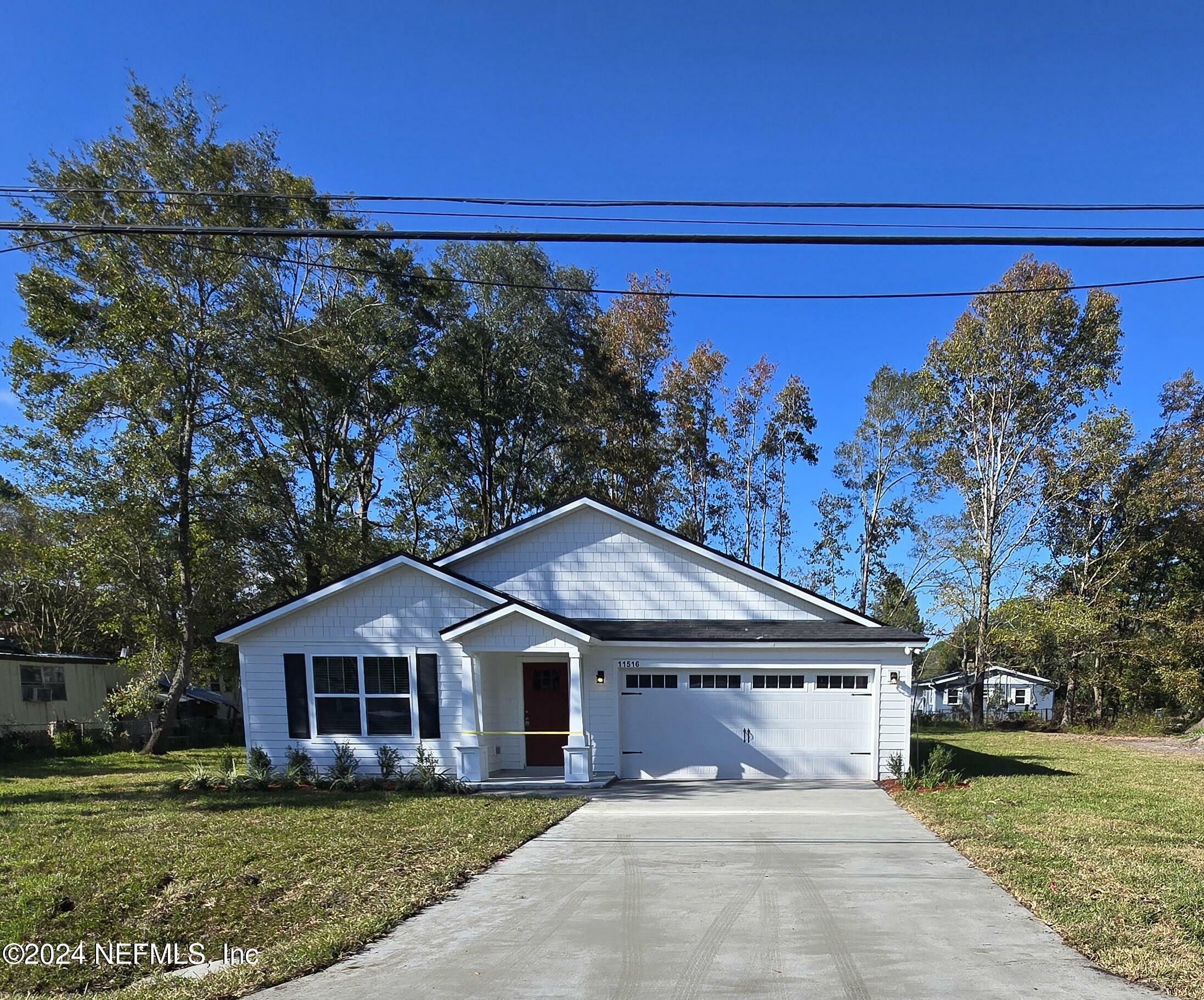 Property Photo:  11516 Lorence Avenue  FL 32218 