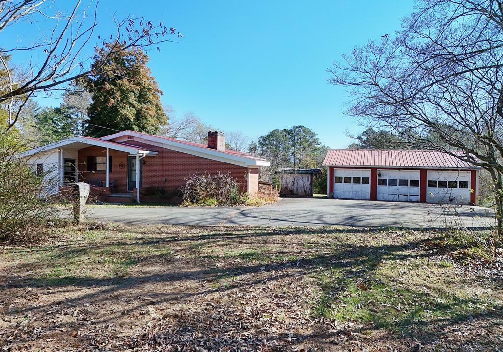 Property Photo:  33 Dover Road  GA 30512 