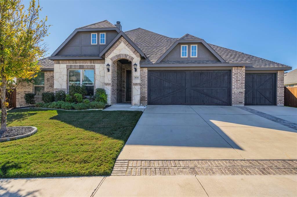 Photo de la propriété:  3830 Orchard Park Lane  TX 76065 