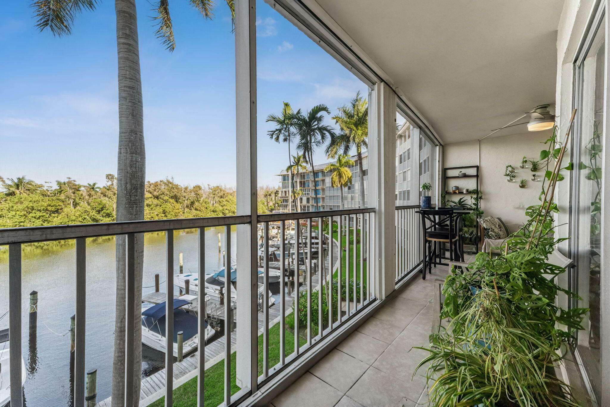 Property Photo:  1301 E Hillsboro Boulevard 303  FL 33441 