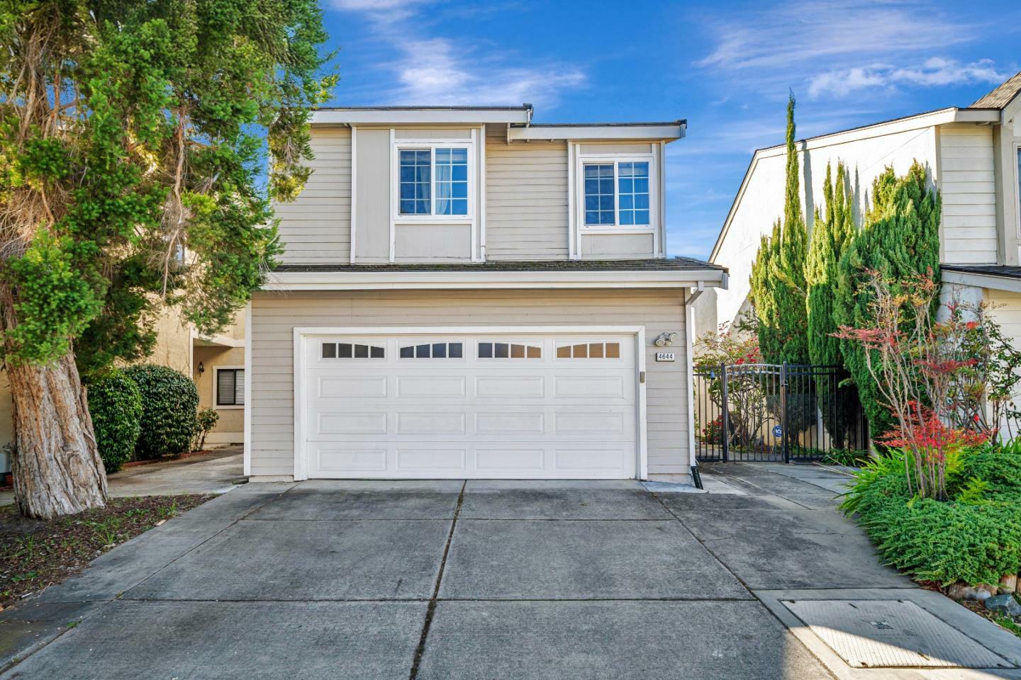 Property Photo:  4644 Creekwood Drive  CA 94555 