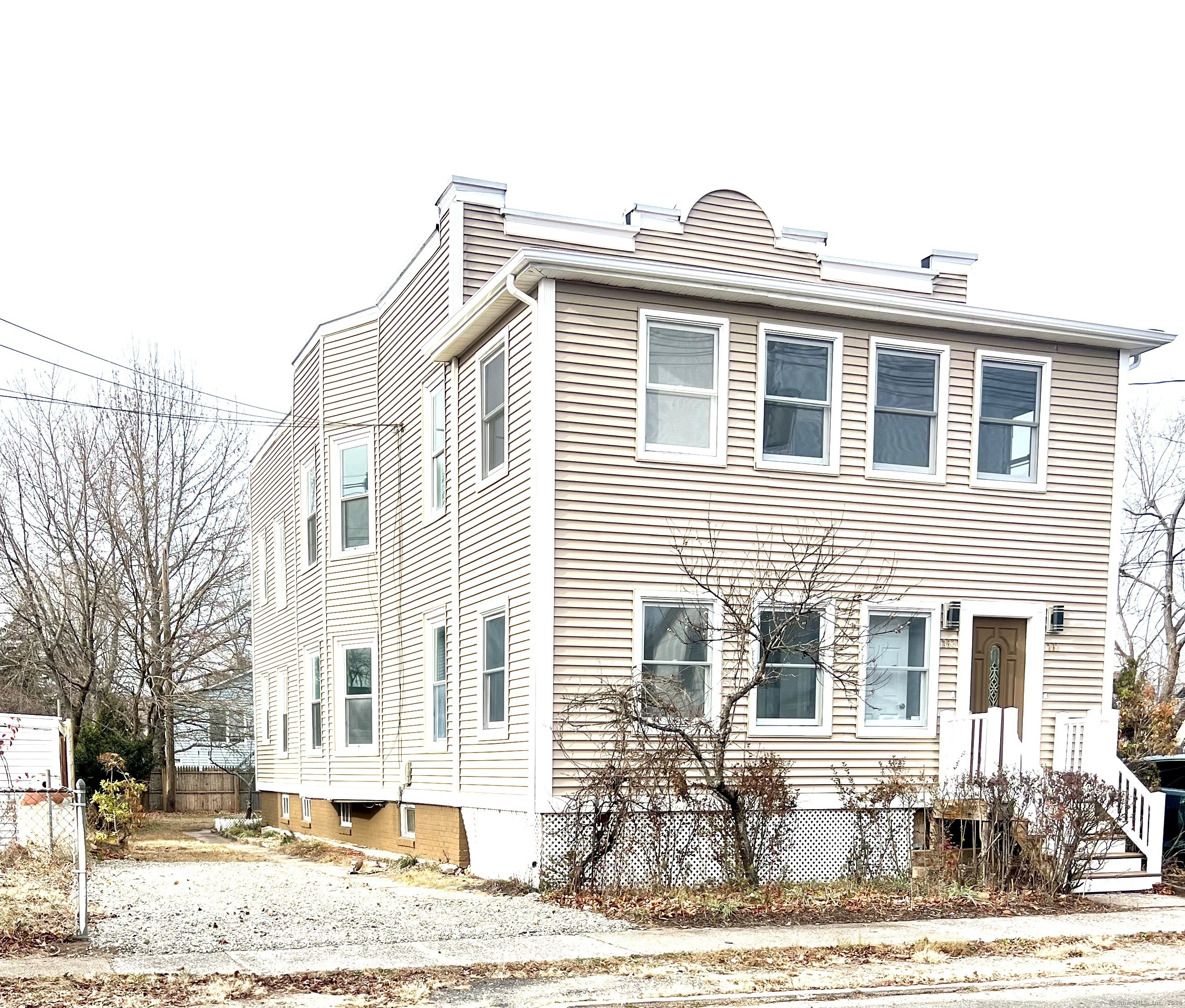 Property Photo:  263 South Cherry Street  CT 06492 