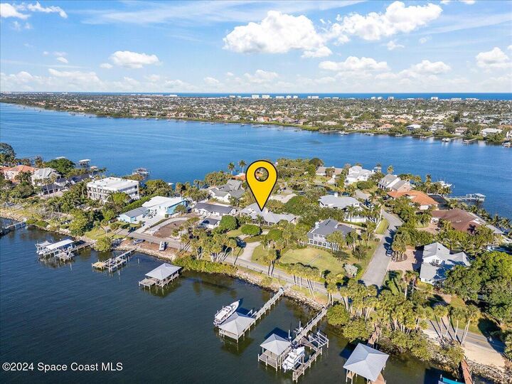 Property Photo: 10910 S Tropical Trail FL 32952