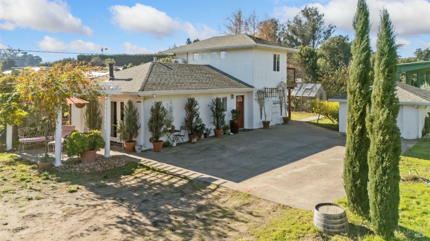 Property Photo:  4300 Bodega Avenue  CA 94952 