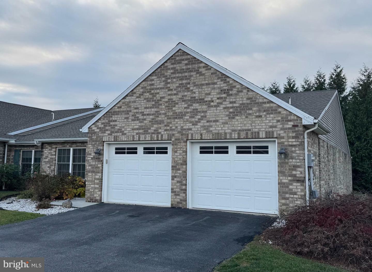 Property Photo:  124 Blackbird Lane  PA 17257 