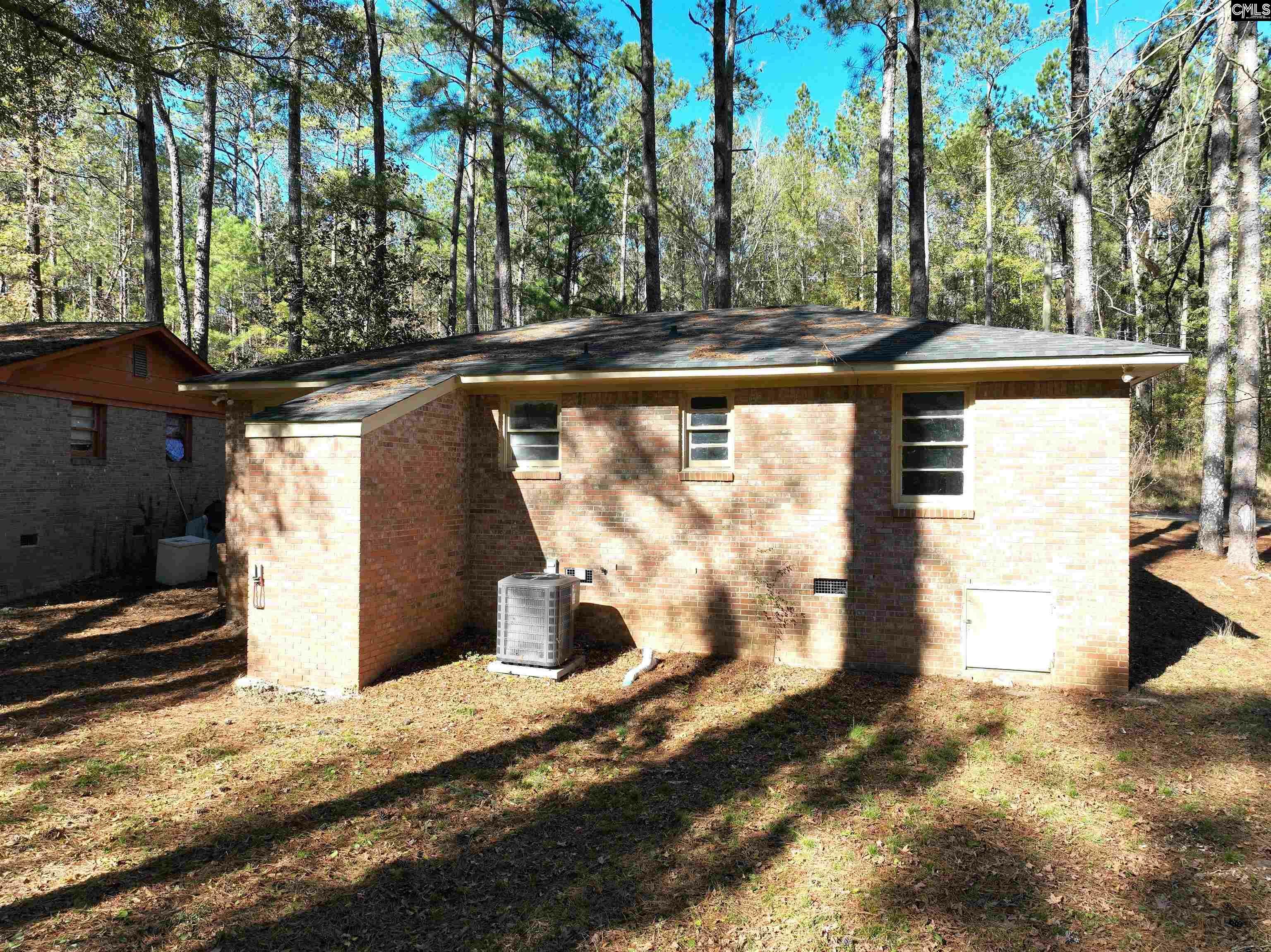 Property Photo:  120 Larchwood  SC 29203 