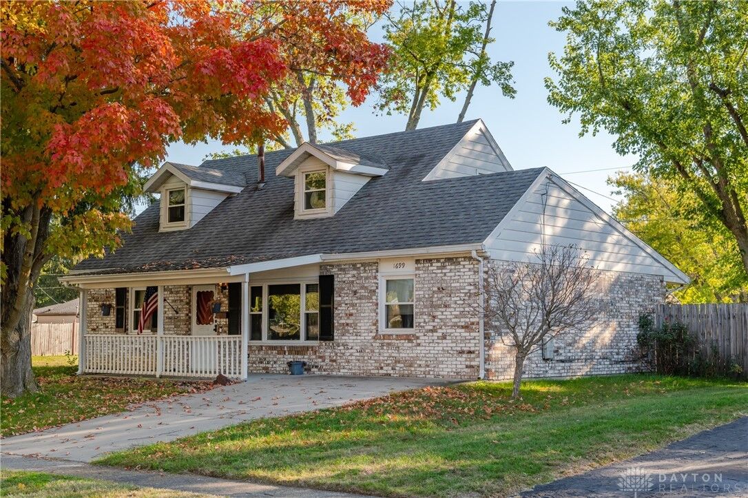 Property Photo: 1699 Gayhart Drive OH 45385