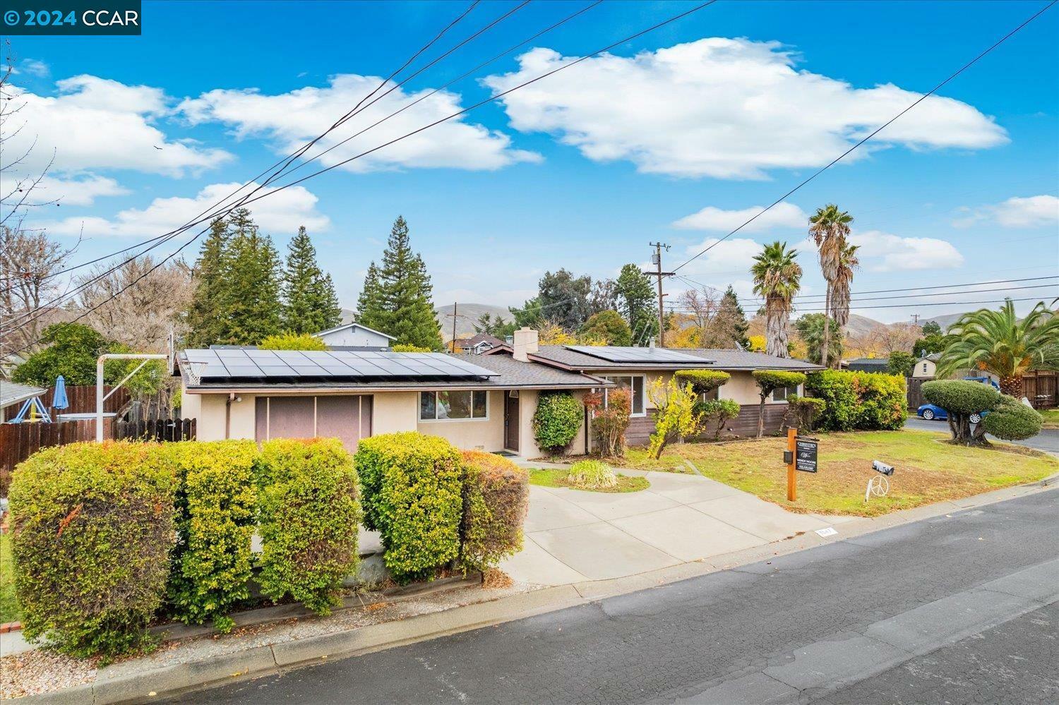 Property Photo:  5047 Sutherland Dr  CA 94521 