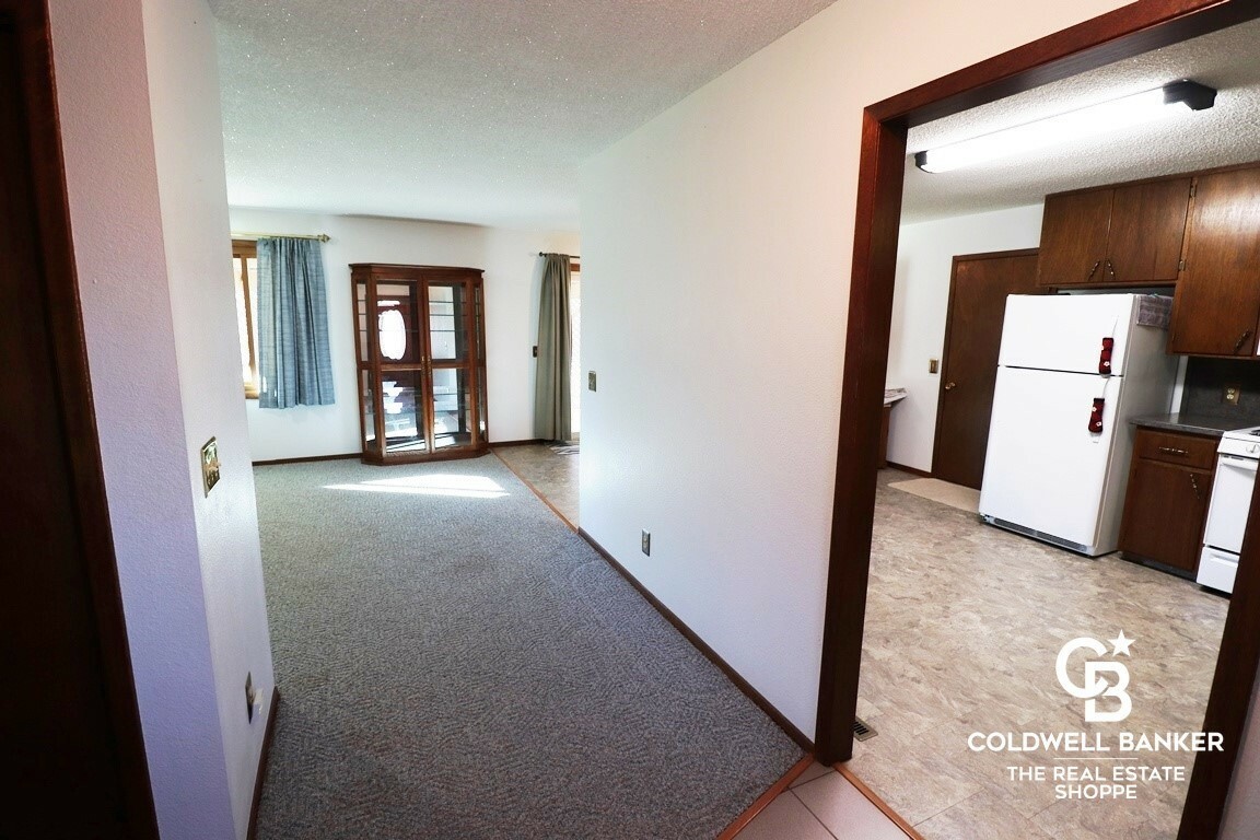 Property Photo:  2611 N Shamus Street  KS 67846 