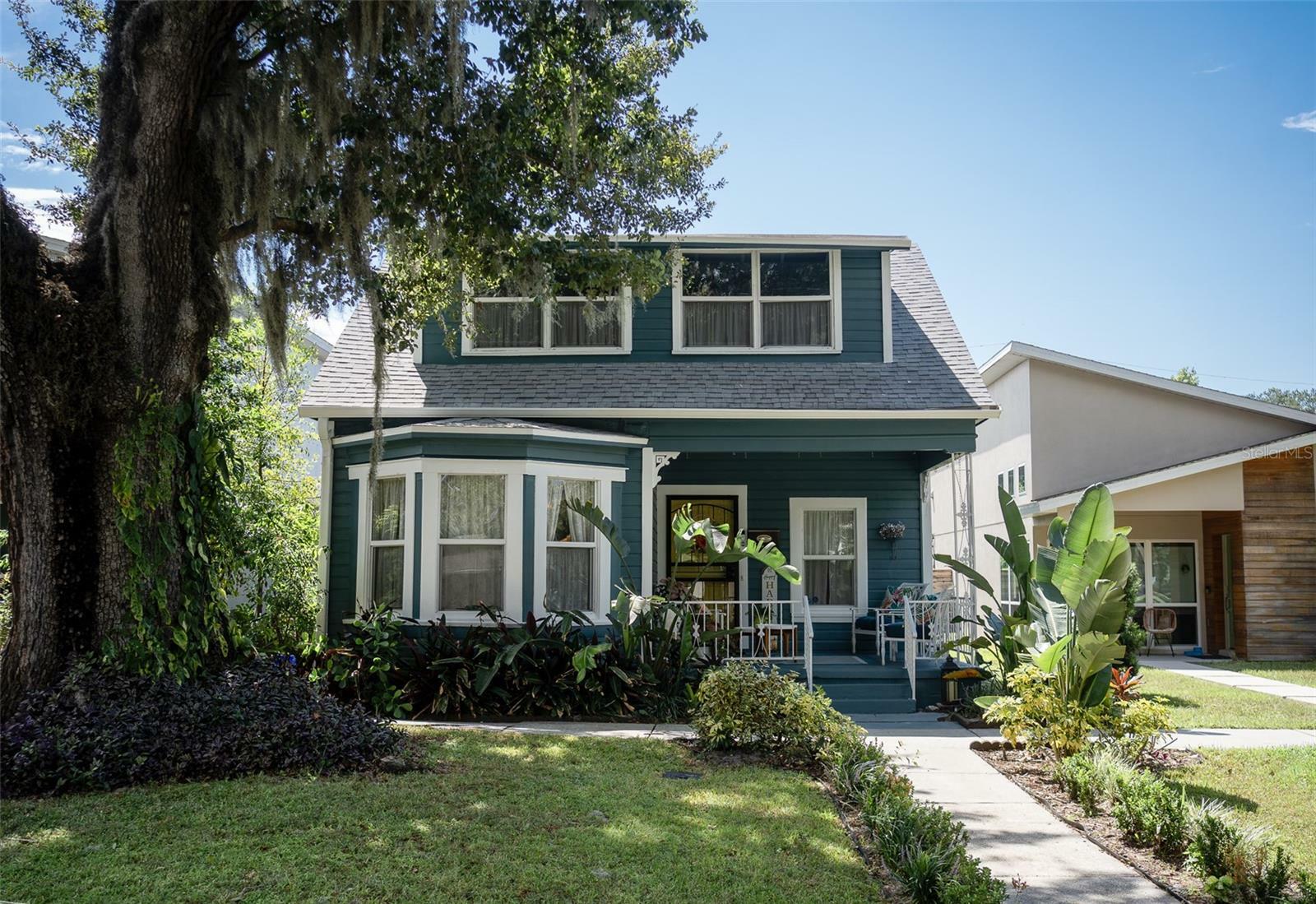 Property Photo:  806 Cypress Avenue  FL 32771 