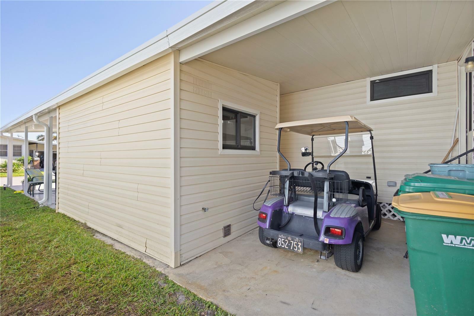 Property Photo:  2100 Kings Highway 989  FL 33980 