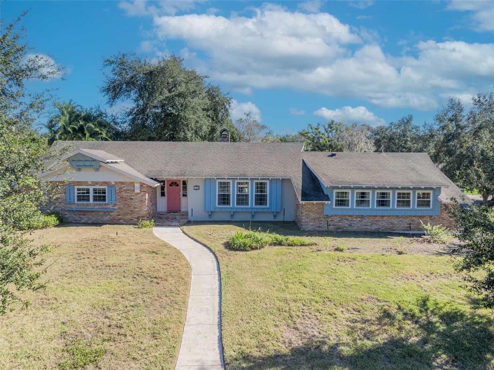 Property Photo:  708 Balmoral Road  FL 32789 