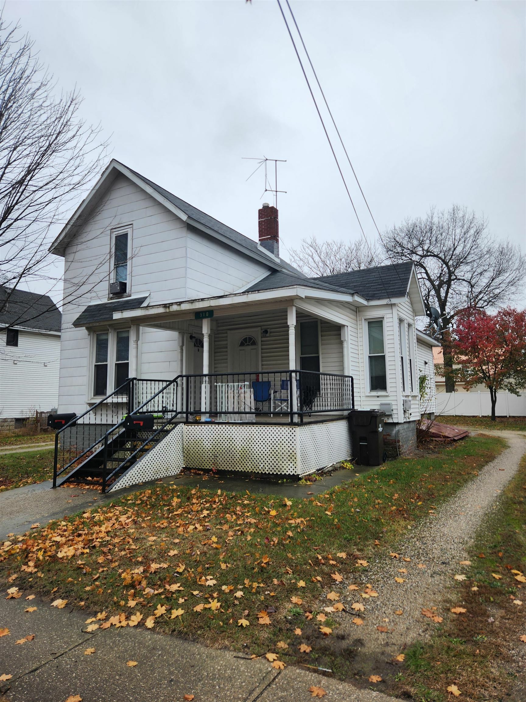 Property Photo:  510 Rodd Street  MI 48640 