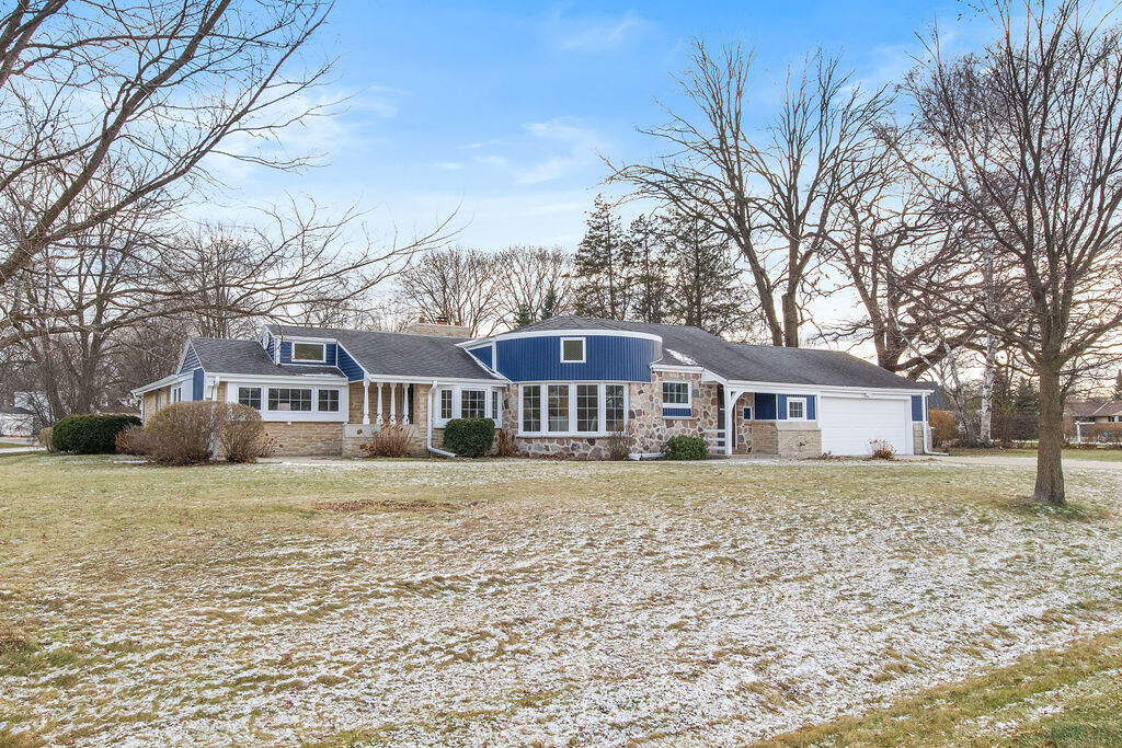 Property Photo: 7751 N Fairchild Rd WI 53217