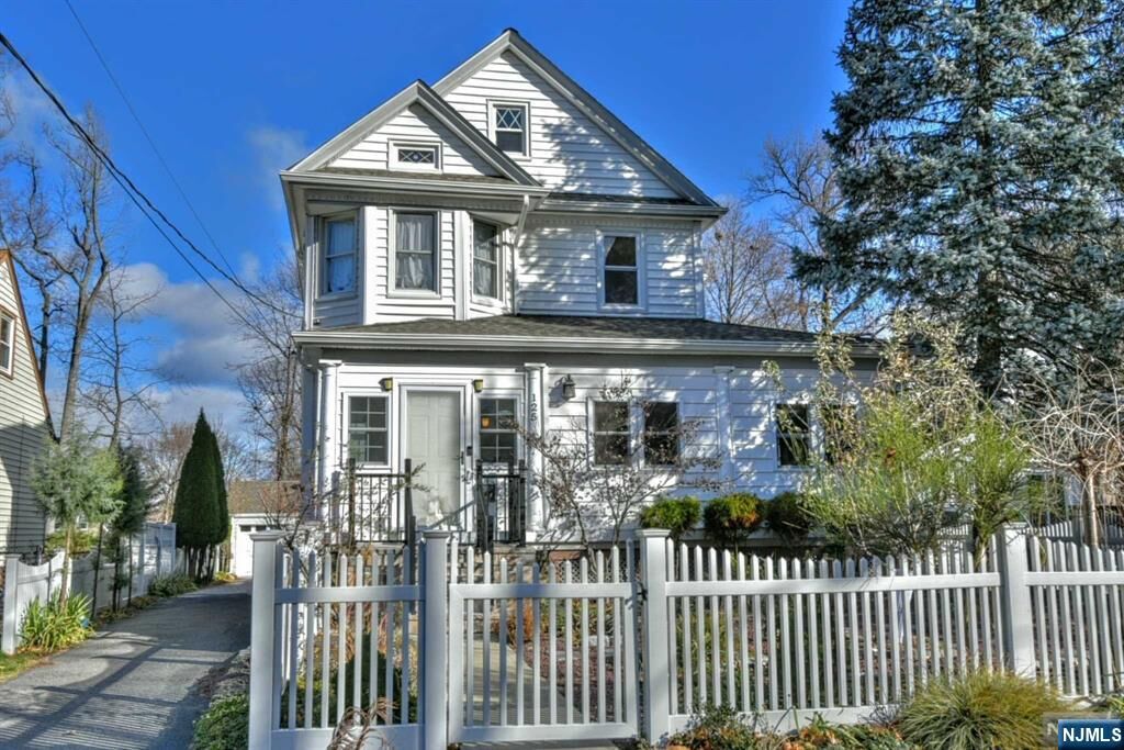 Property Photo:  125 Bogert Street  NJ 07666 