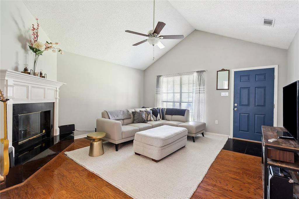 Property Photo:  761 Armand Street  LA 70448 