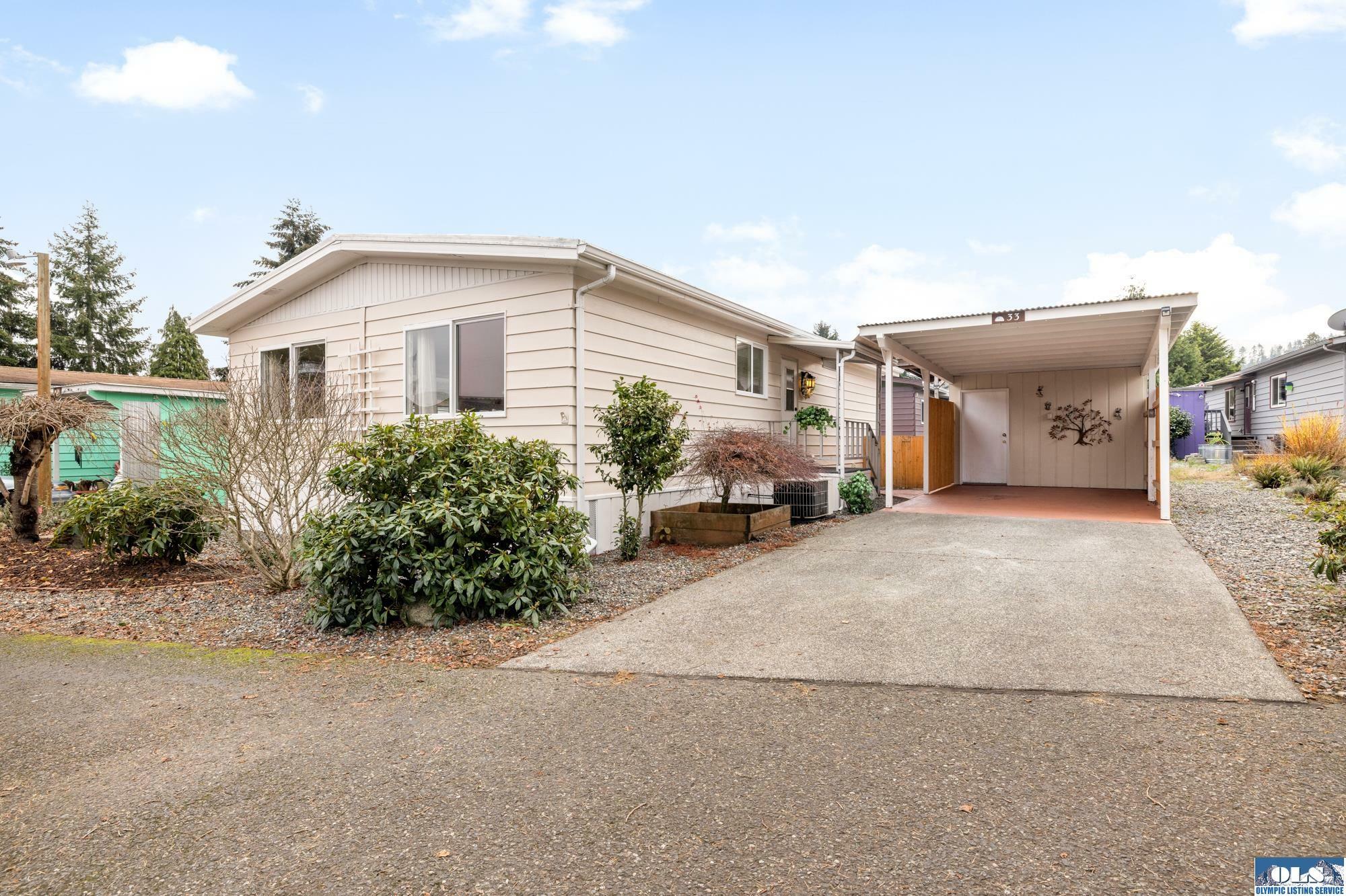 Property Photo:  921 S 3rd #33  WA 98382 