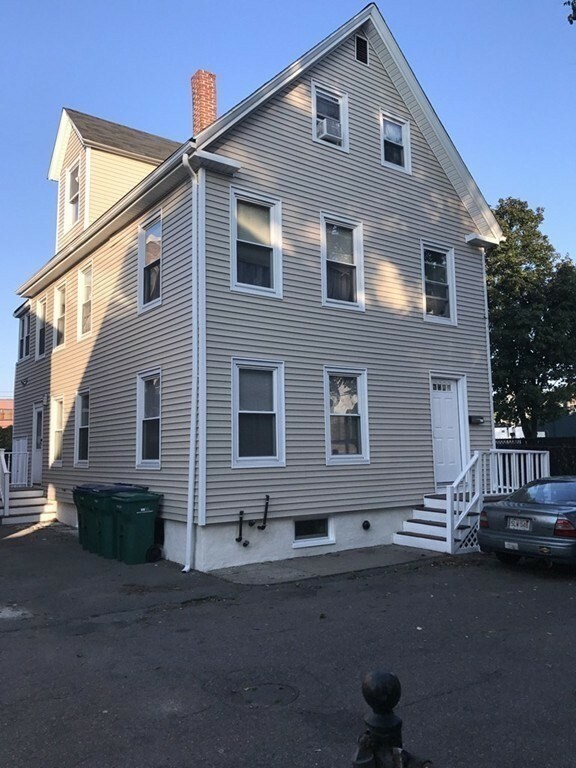 Property Photo:  24 Chester Pl  MA 01904 