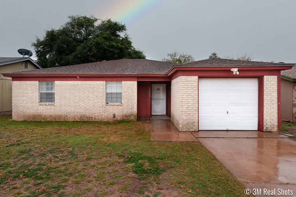 Property Photo:  1549 Clayton St  TX 76903 