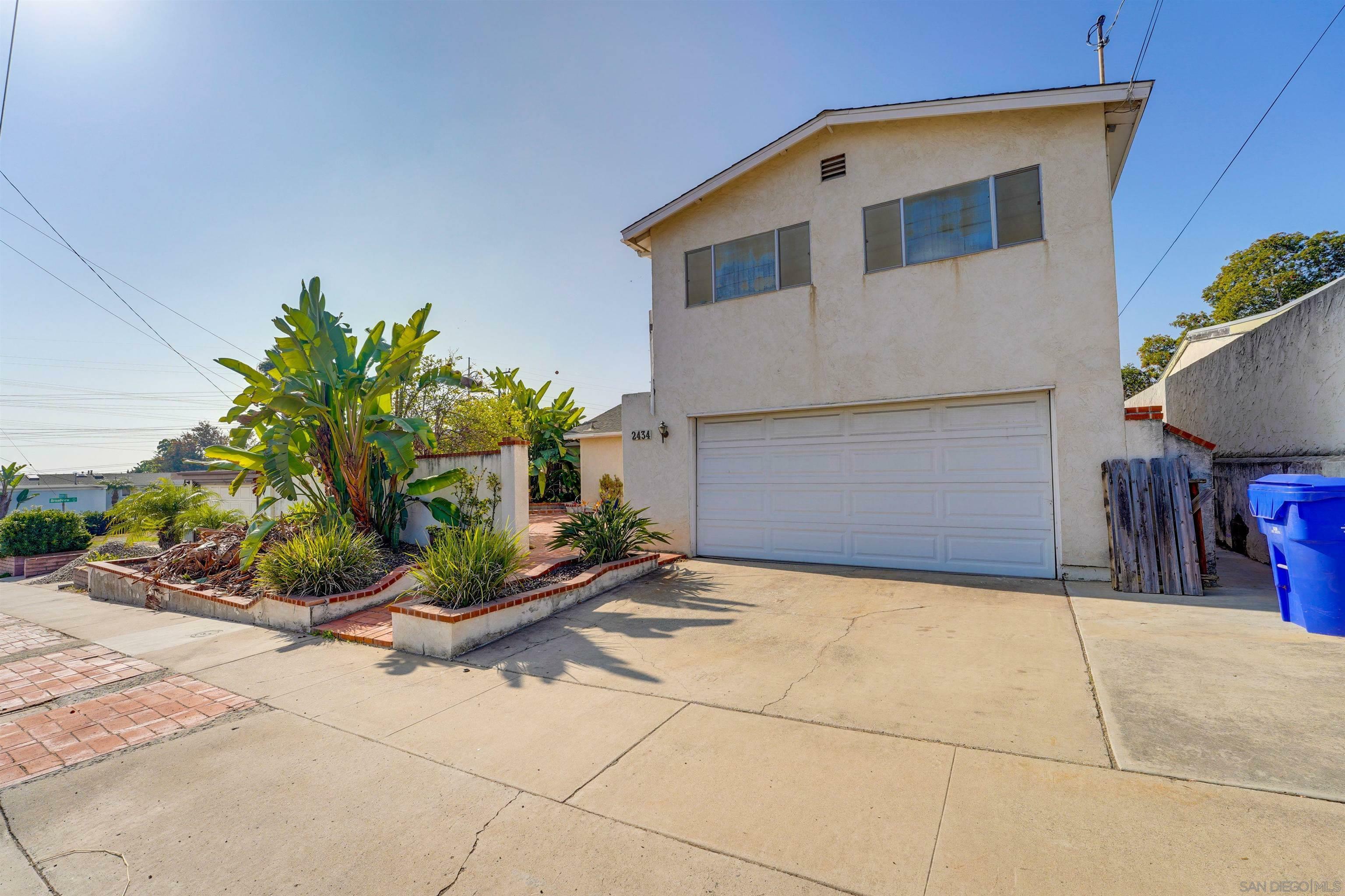 Property Photo:  2434 Moonstone Drive  CA 92123 