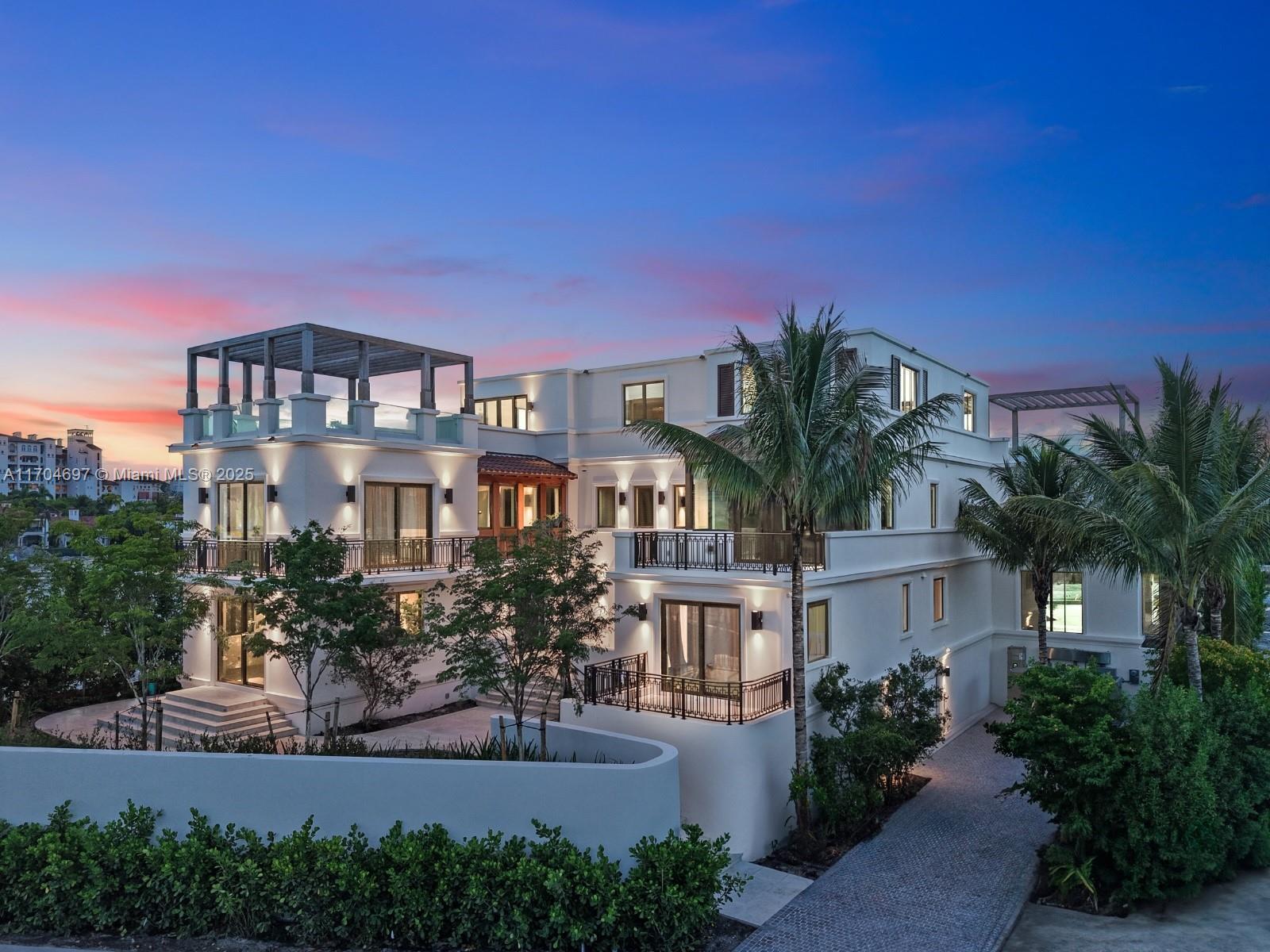 1009 Links Dr  Miami Beach FL 33109 photo