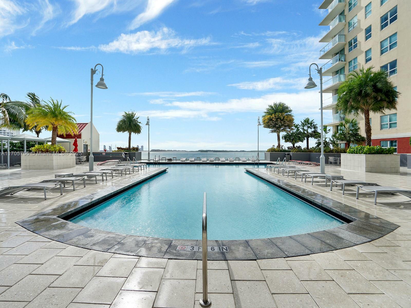 Property Photo:  1155 Brickell Bay Dr 3404  FL 33131 