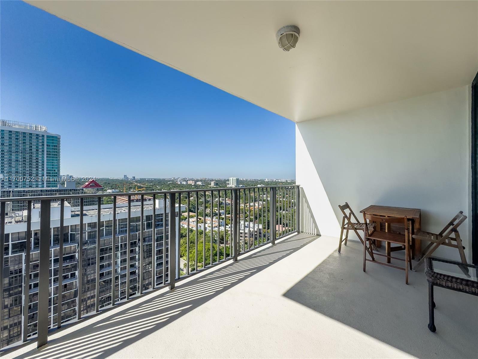 Property Photo:  1901 Brickell Ave B2404  FL 33129 