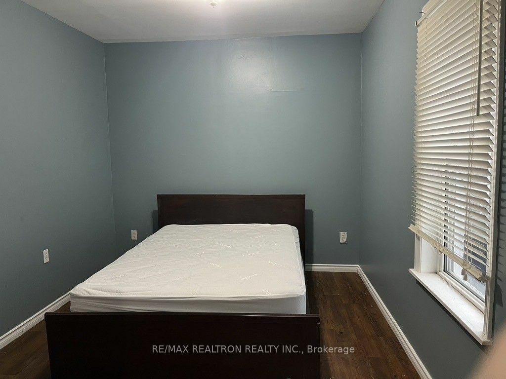 Property Photo:  292 Celina St  ON L1H 4P1 