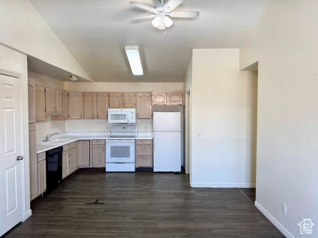 Property Photo:  8040 W Copperfield Pl 32  UT 84044 