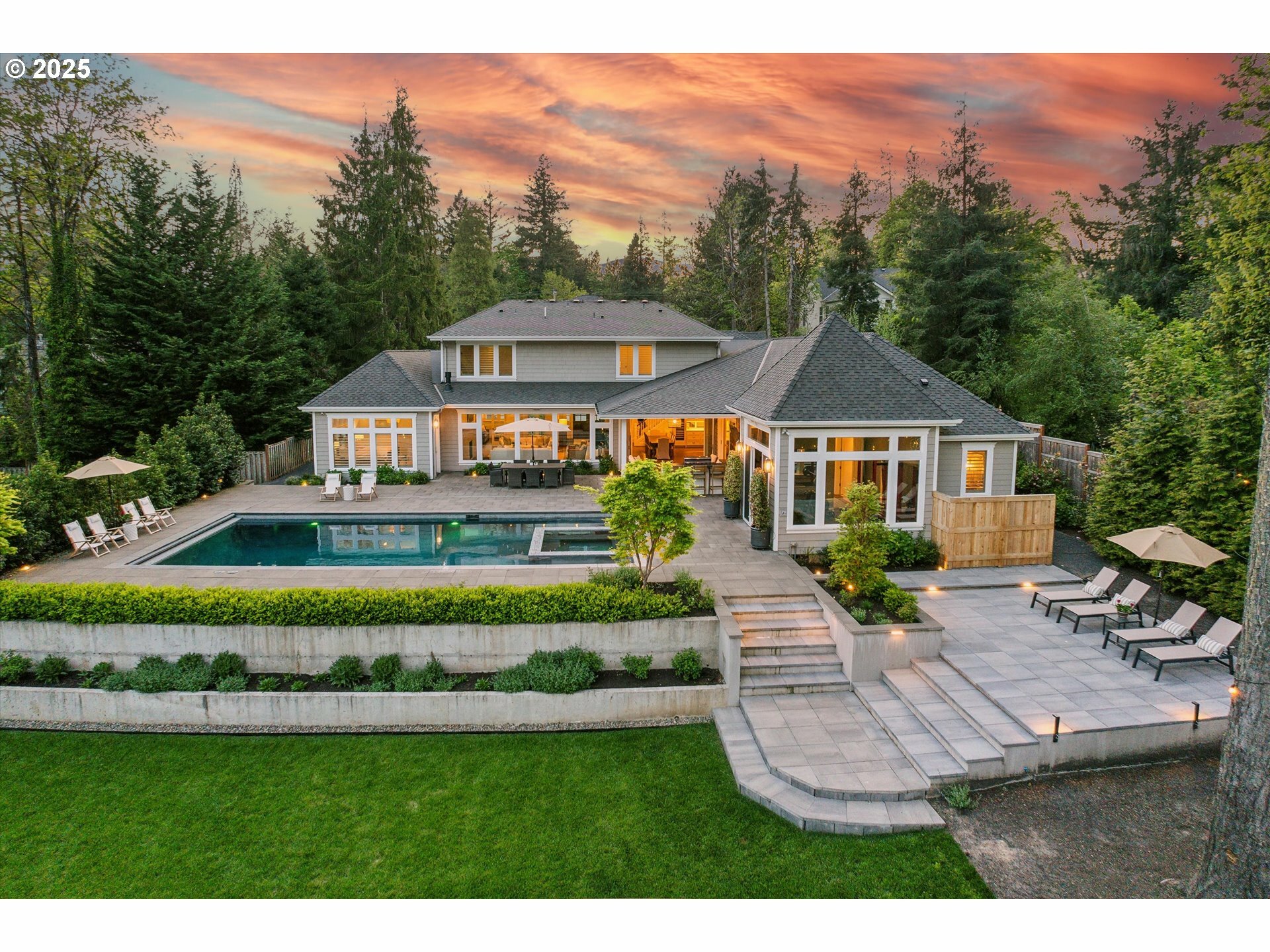 13962 Knaus Rd  Lake Oswego OR 97034 photo