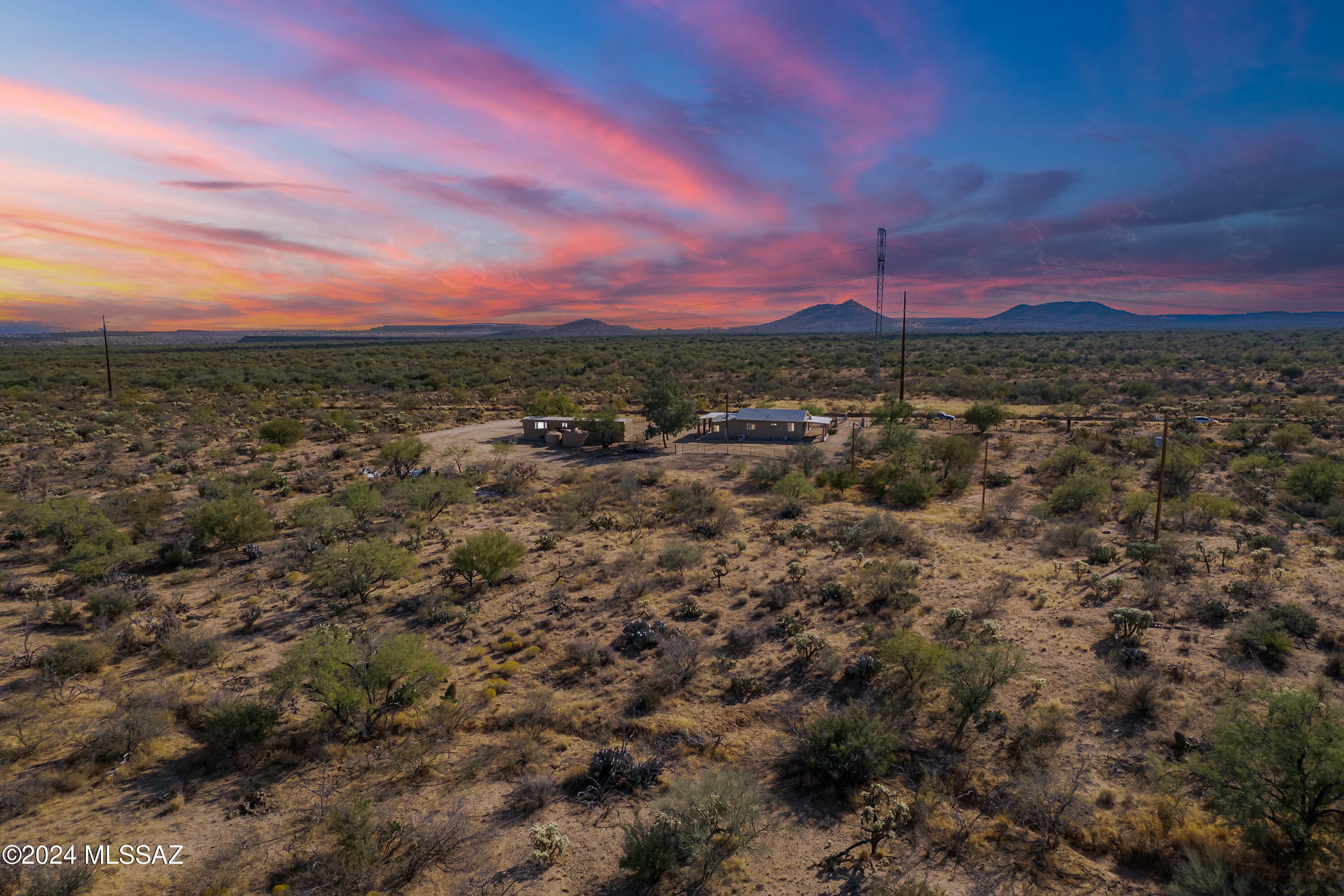 Property Photo:  3950 W Camino Del Toro  AZ 85629 