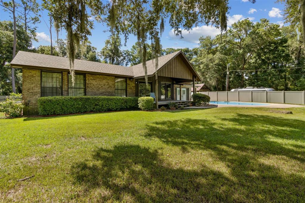 Property Photo:  86254 Pages Dairy Road  FL 32097 