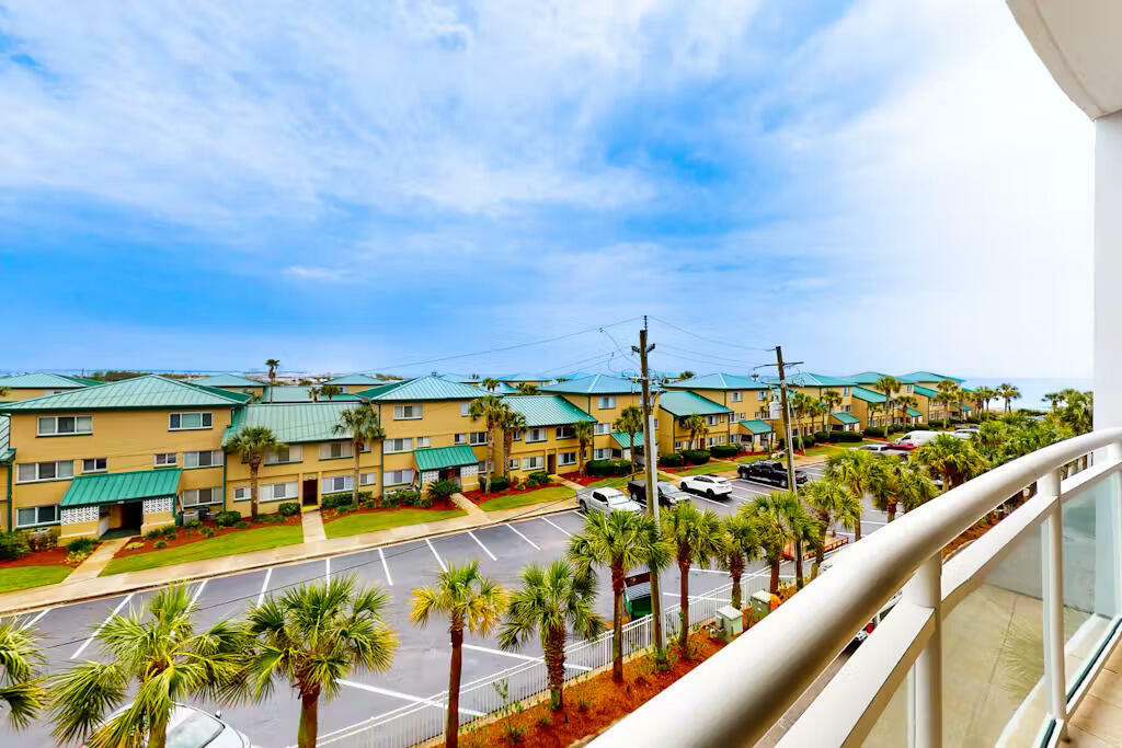 Property Photo:  1517 Miracle Strip Parkway Unit 402  FL 32548 