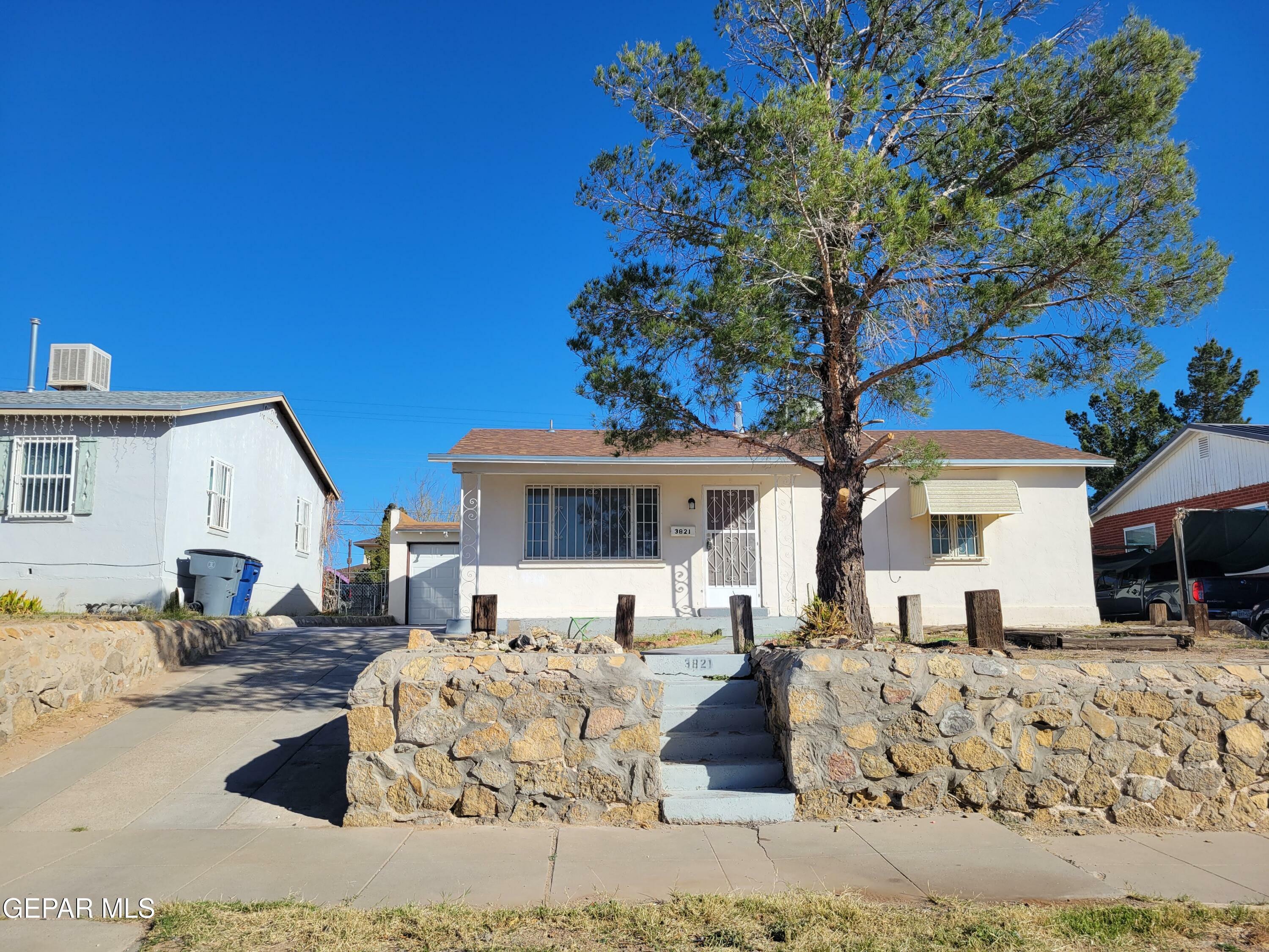 Property Photo: 3821 Porter Avenue TX 79930
