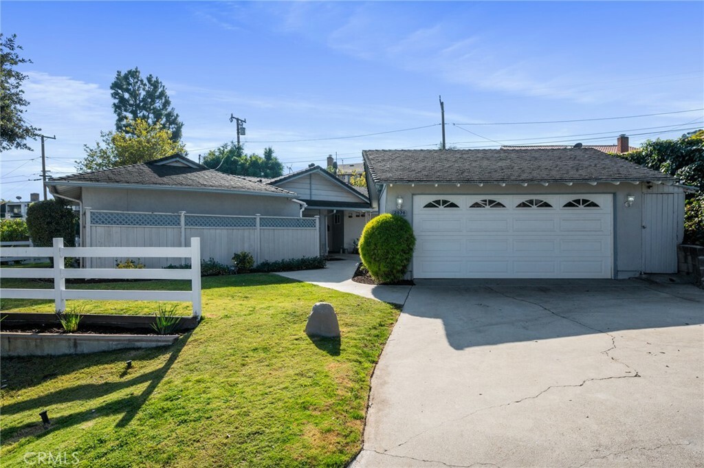 Property Photo: 2070 Noble View Drive CA 90275