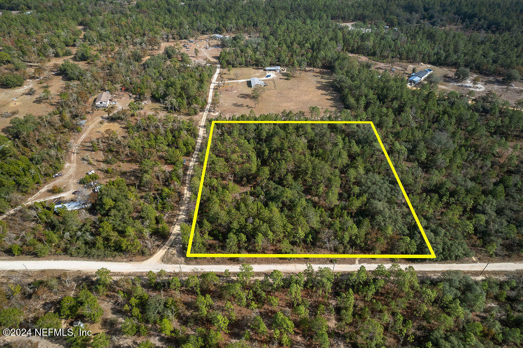 Property Photo:  5385 Golden Oak Lane  FL 32656 