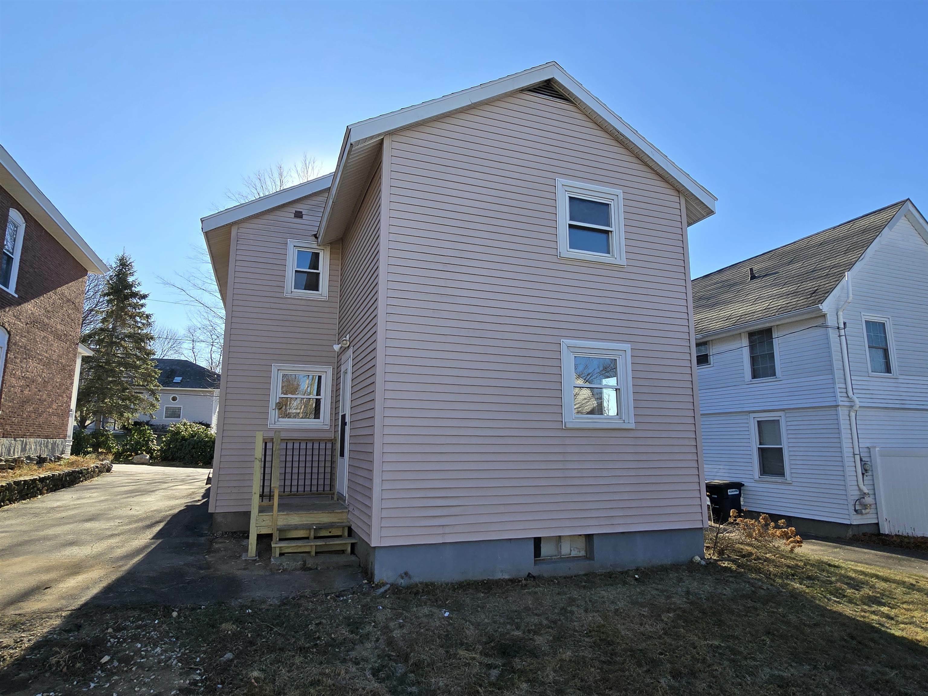 Property Photo:  7 Whitten Street  NH 03275 