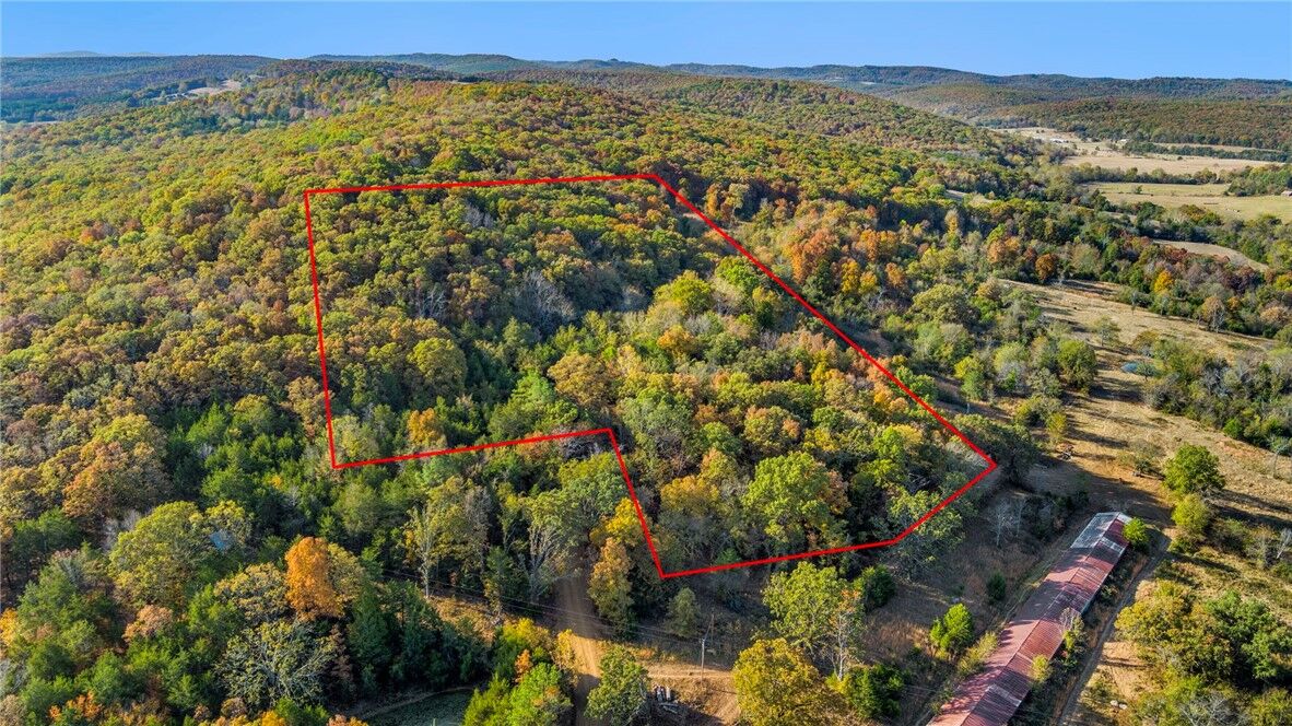 Property Photo:  Madison 5675 Road  AR 72740