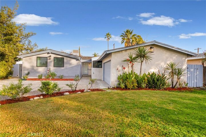 Property Photo:  12745 Hartland Street  CA 91605 