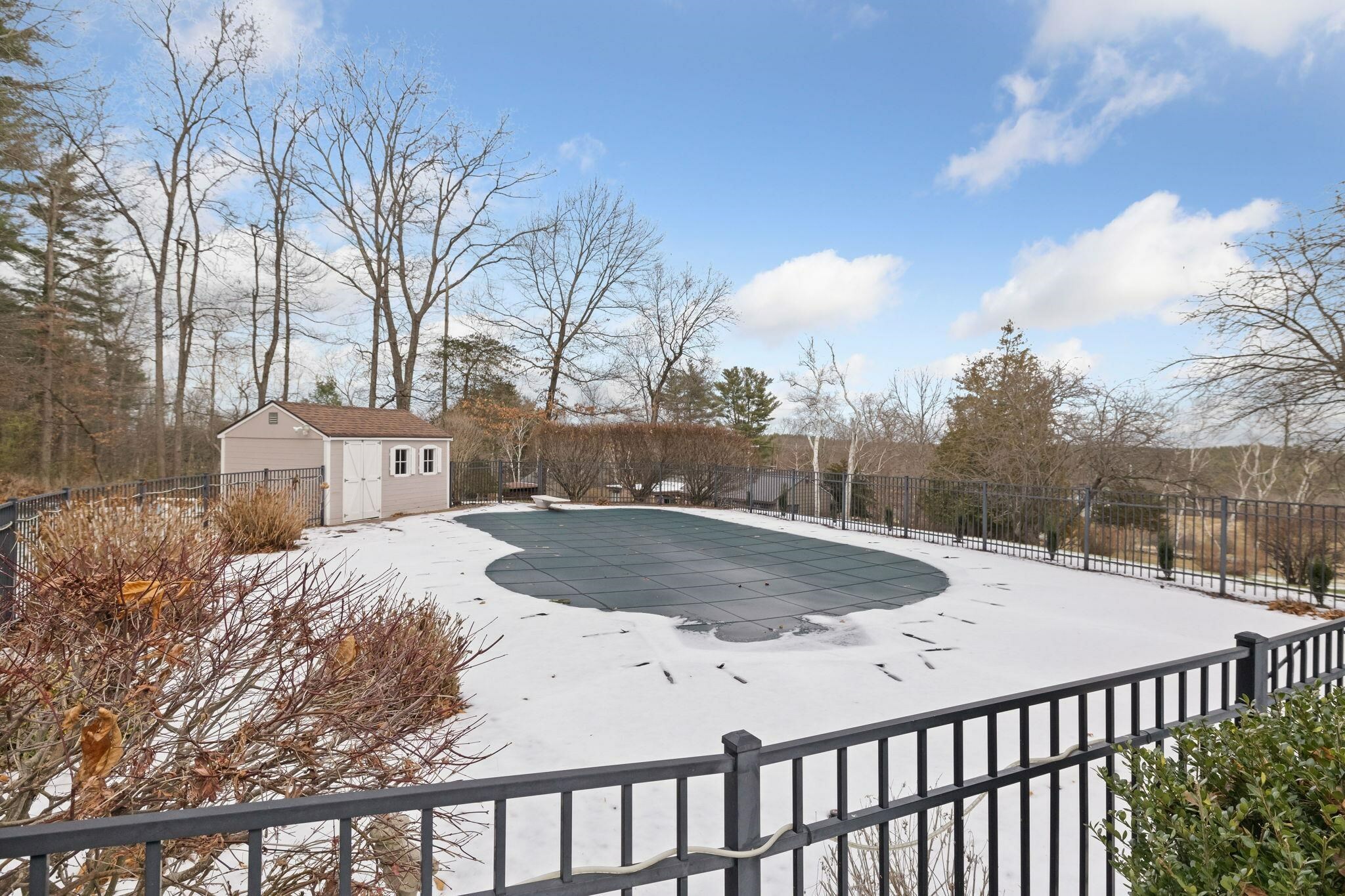 Property Photo:  49 Searles Road  NH 03087 