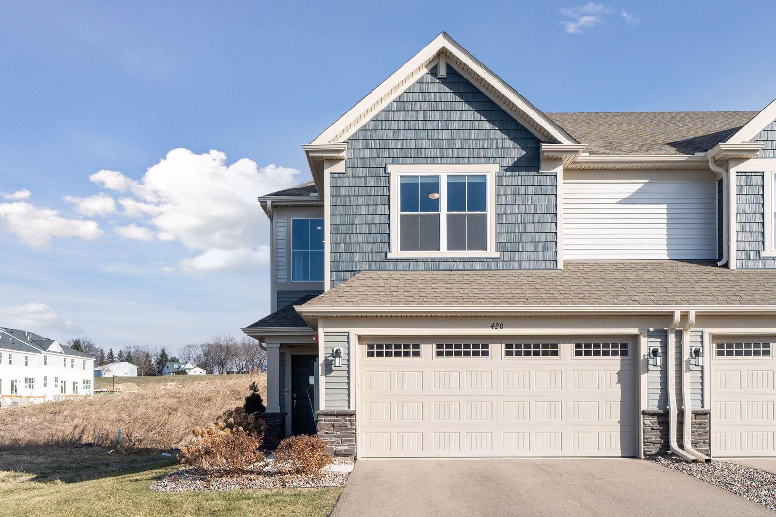 Property Photo:  420 Murray Hill Way  MN 55387 