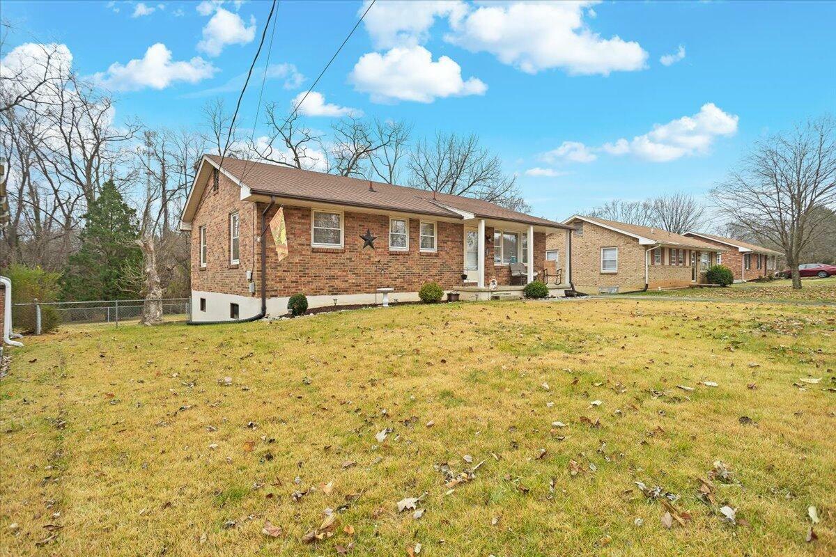 Property Photo:  2321 Meadowbrook Rd NW  VA 24017 