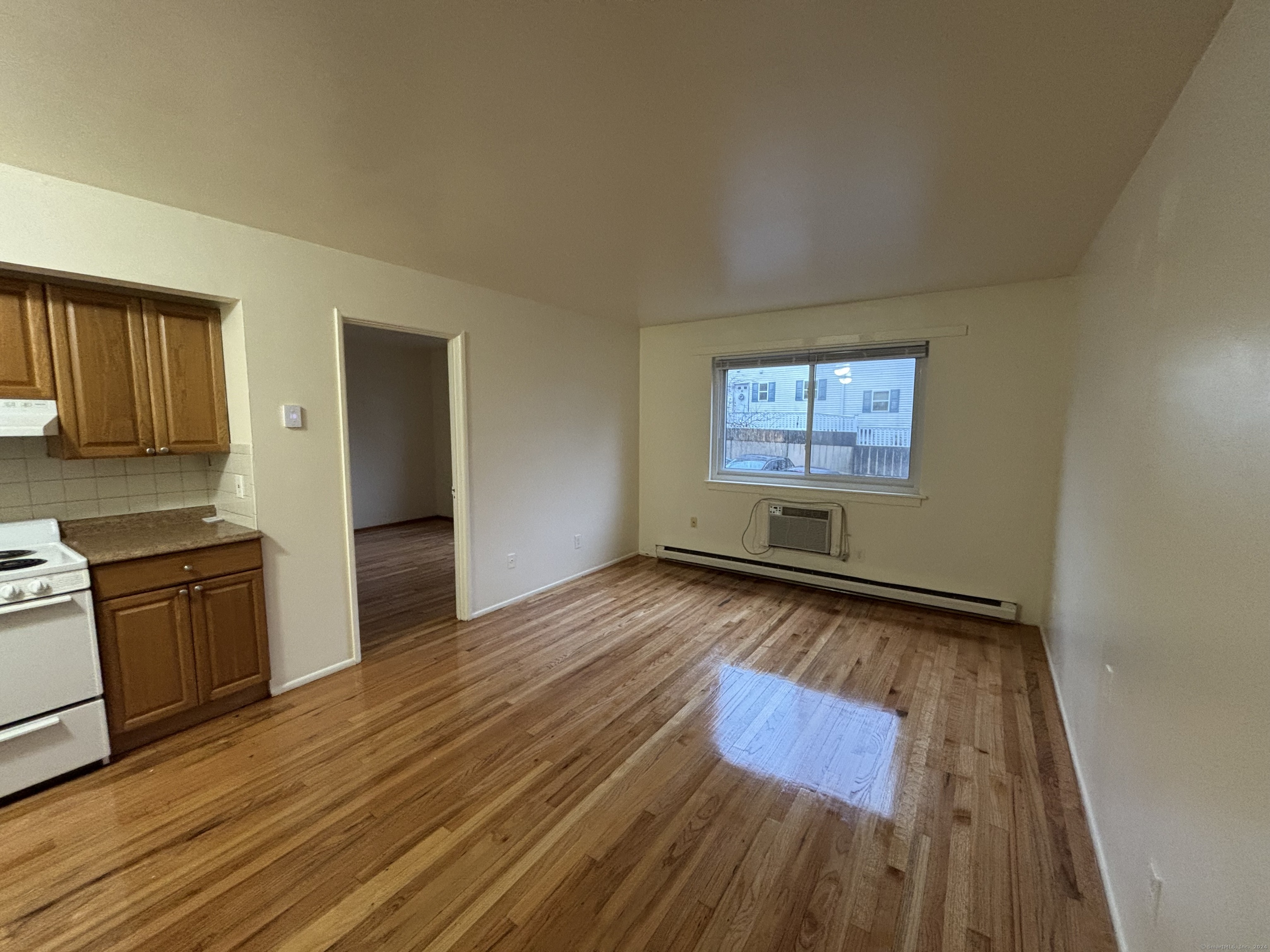 Property Photo:  17 Ferris Avenue 5  CT 06854 