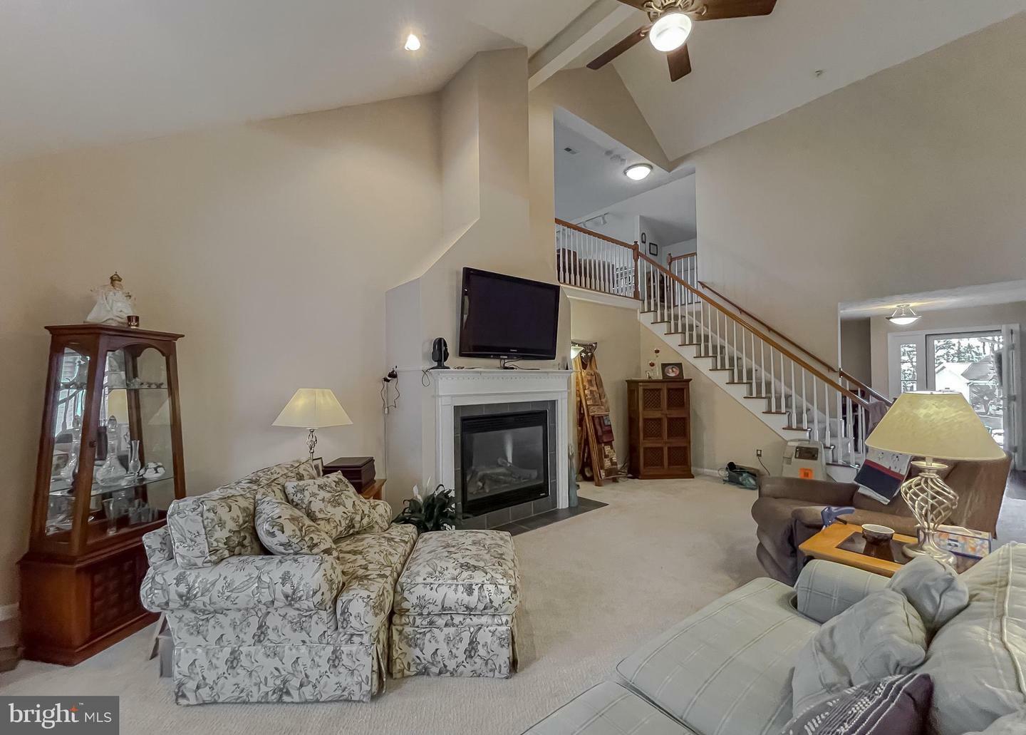 Property Photo:  44076 Granite Way  MD 20619 