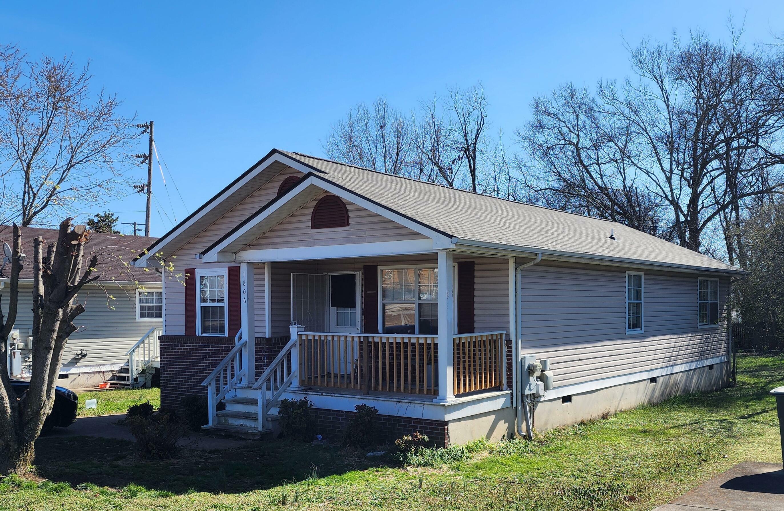 Property Photo: 1806 Bennett Avenue TN 37404