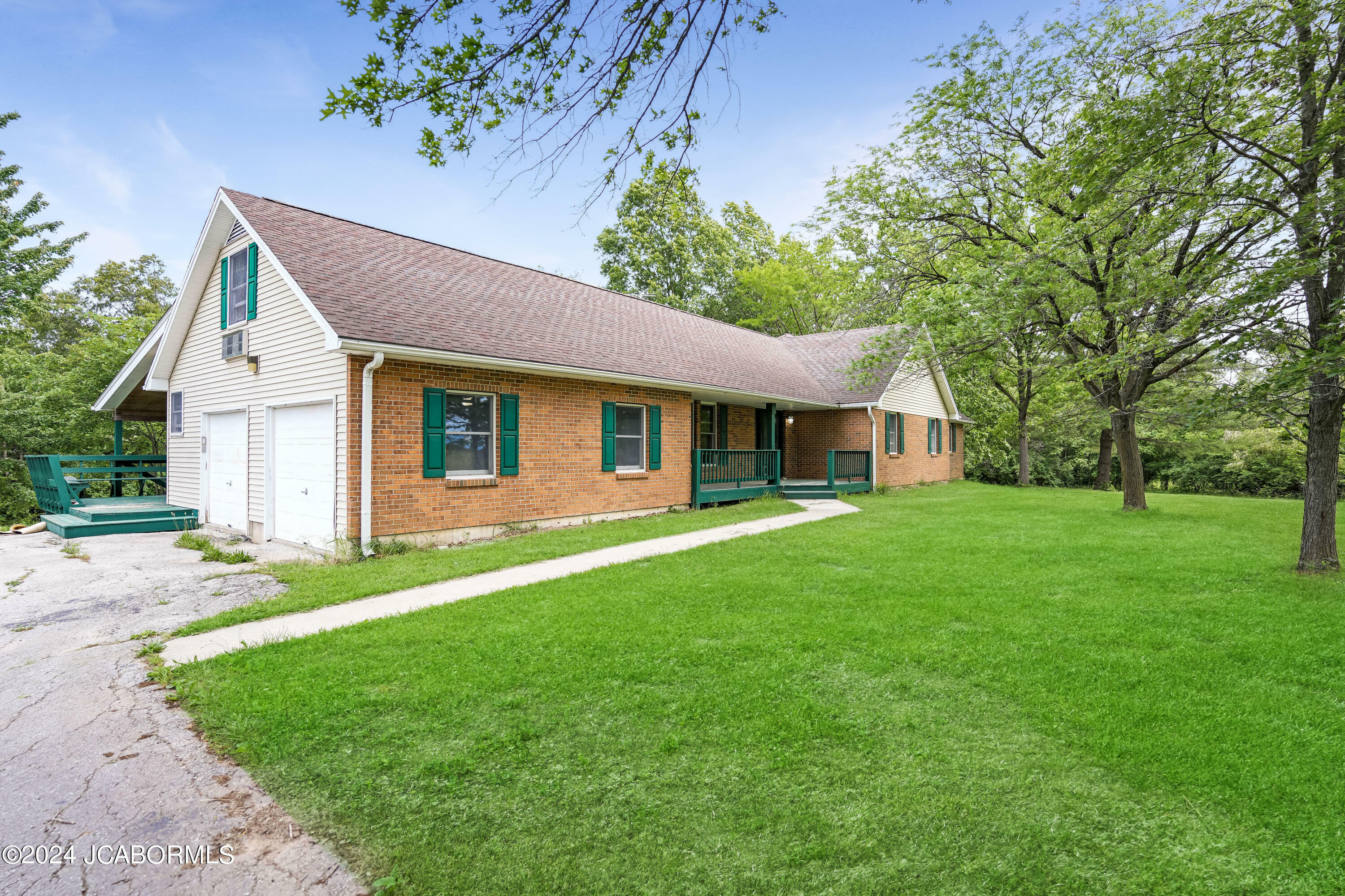 Property Photo:  12985 S Bob Veach Road  MO 65010 