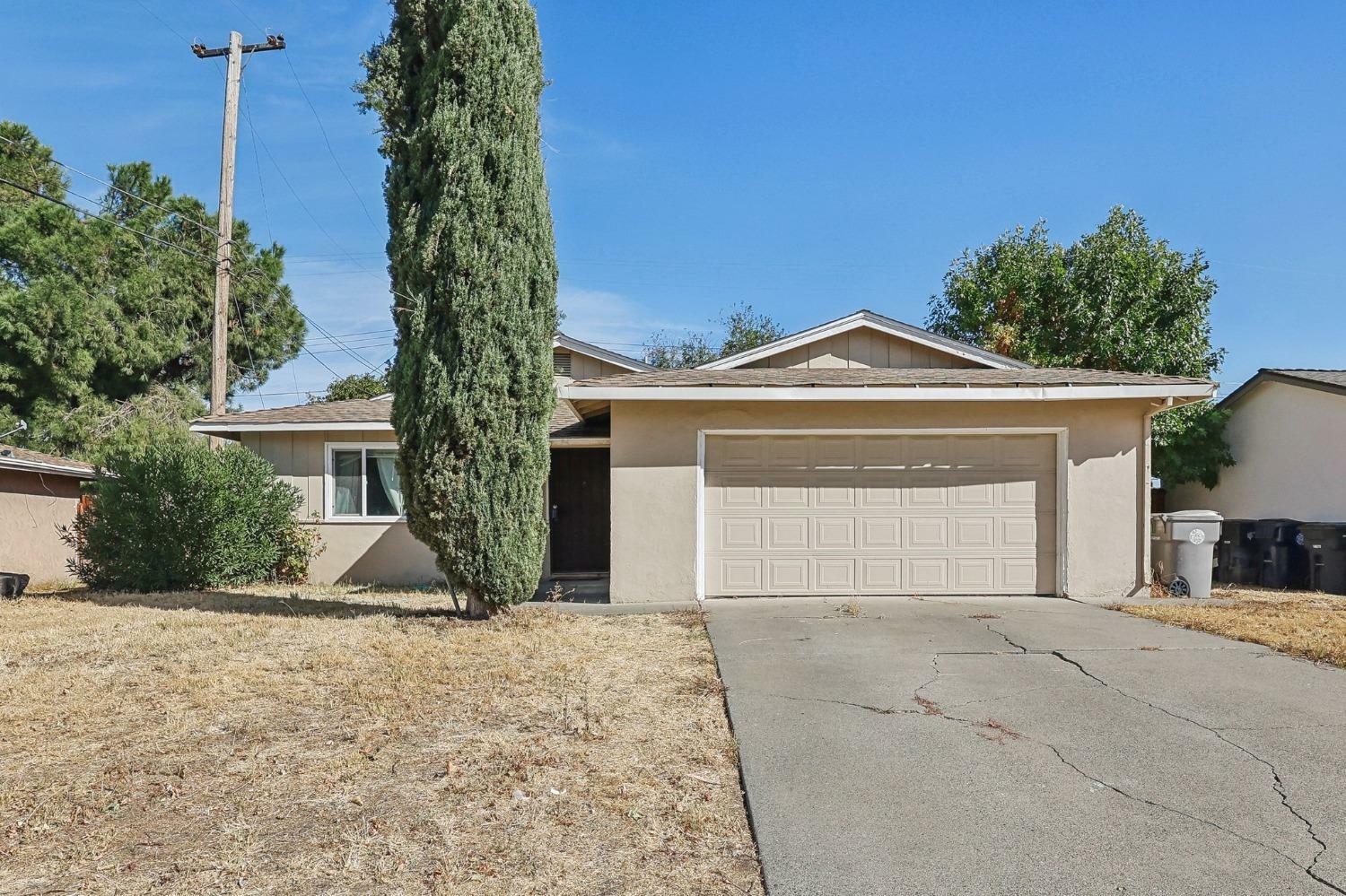 Property Photo:  3280 Gillespie Street  CA 95838 