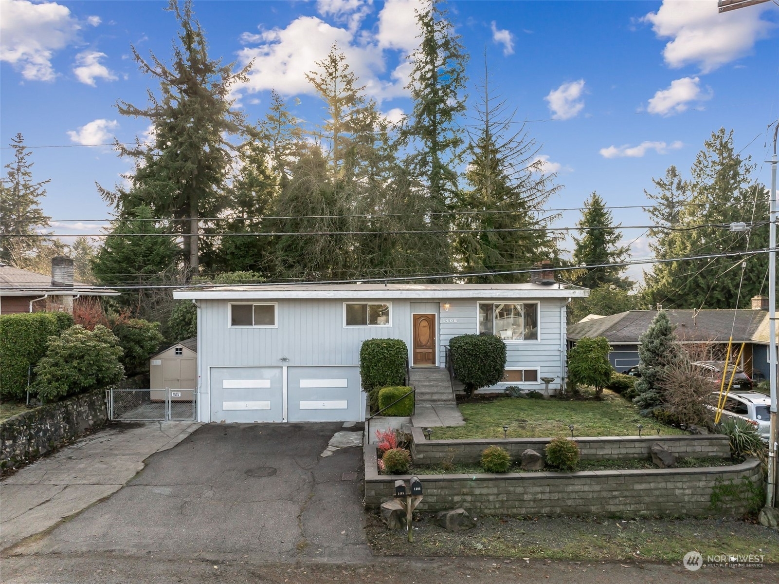 Property Photo:  1405 SW 130th Street  WA 98146 