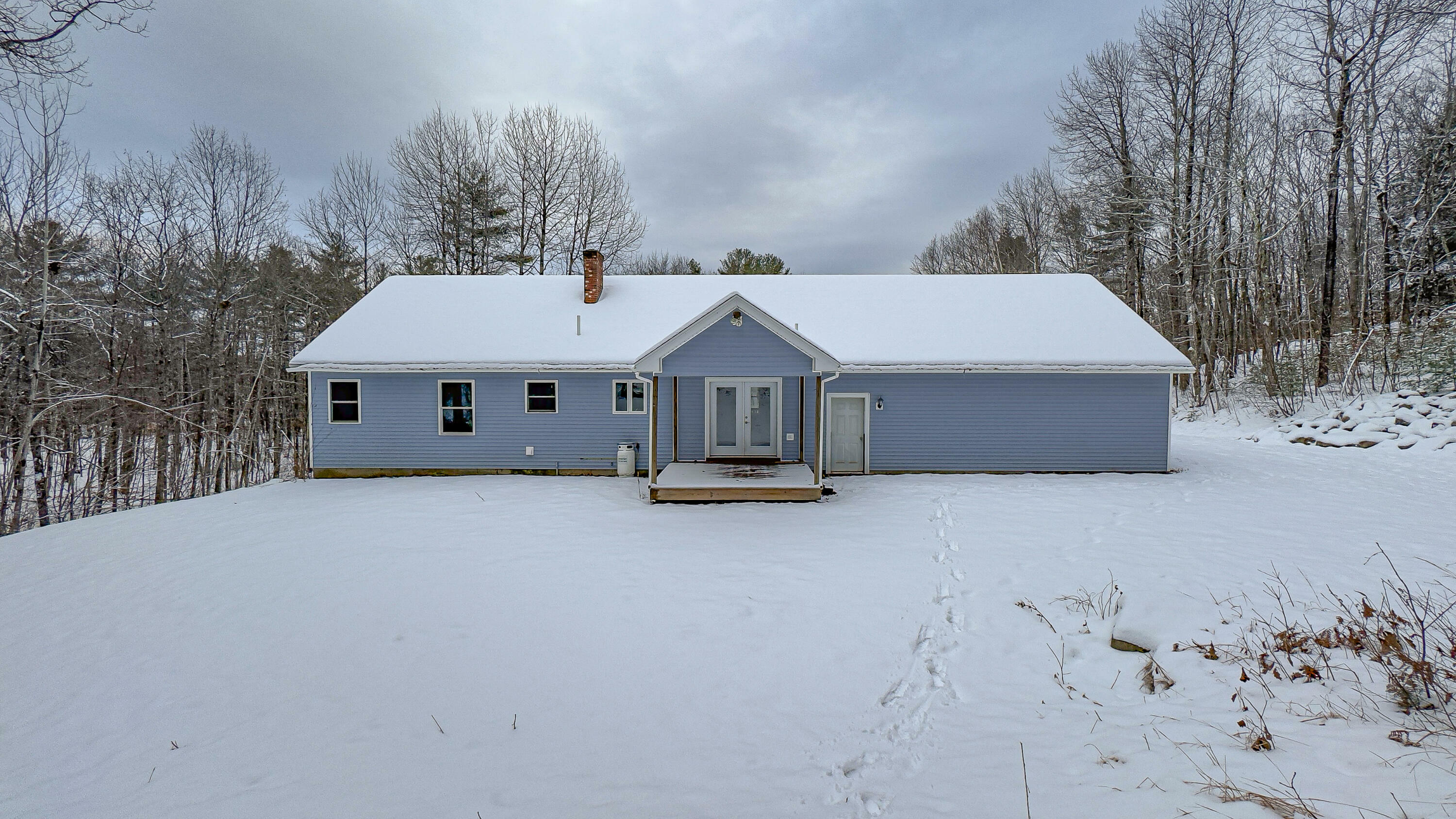 Property Photo:  381 Quaker Ridge Road  ME 04015 