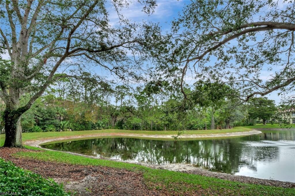 Property Photo:  965 Tarpon Cove Dr 103  FL 34110 